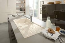 Beépíthető kerámia mosogató Villeroy & Boch Flavia 60 Crema 330402KR